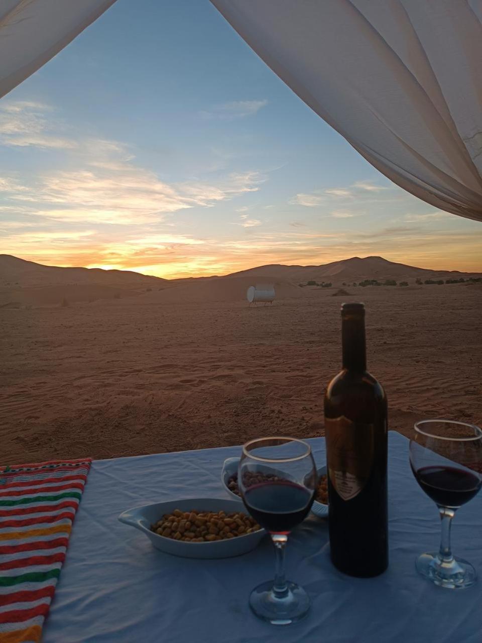 Merzouga Traditional Luxury Camp Exterior photo